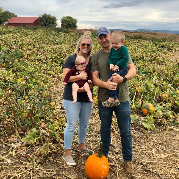 Meet your Posher, Kirstin - Picture 1 of 1